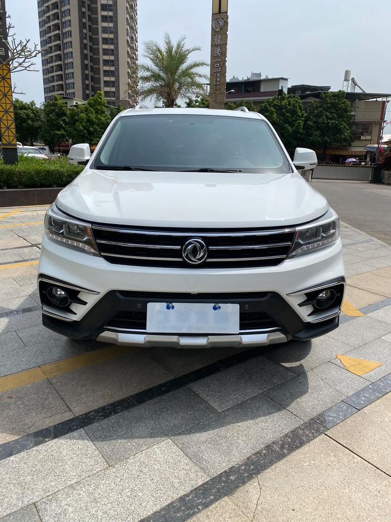 东风景逸x6多少钱(2020款东风景逸x6报价及图片)