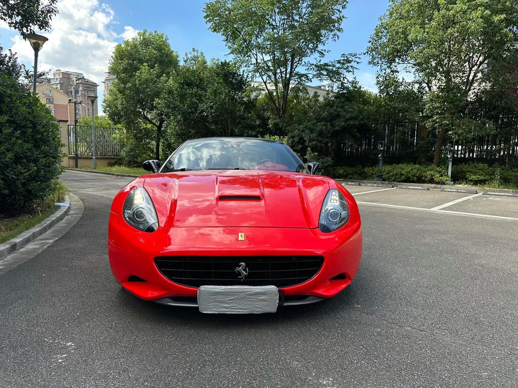 法拉利加州 法拉利加州T价格