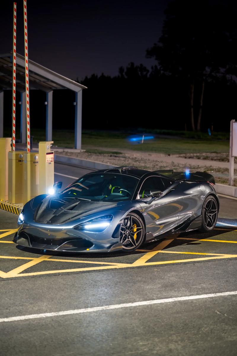 迈凯伦720s顶配多少钱 迈凯伦720 s多少钱