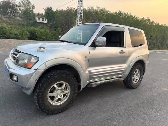 日本原装进口三菱越野车(日本原装进口三菱越野车多少钱)