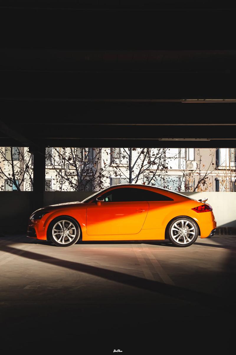 奥迪tt敞篷打开步骤／奥迪tts硬顶敞篷怎么打开