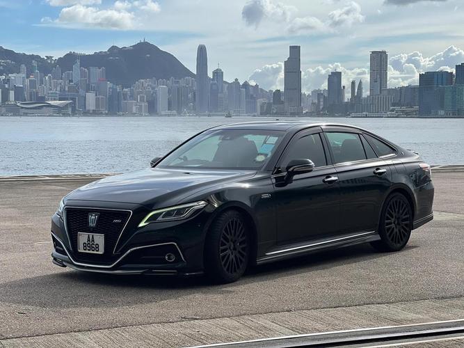 平行进口丰田15代皇冠,丰田全新15代皇冠