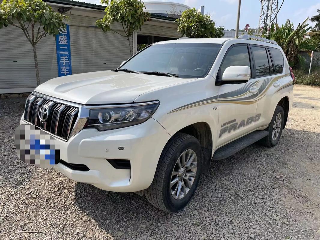 丰田suv霸道车图片／丰田suv车型大全霸道2021