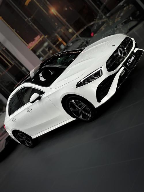 奔驰a200l报价2021款(奔驰a200l报价及图片2019新款)
