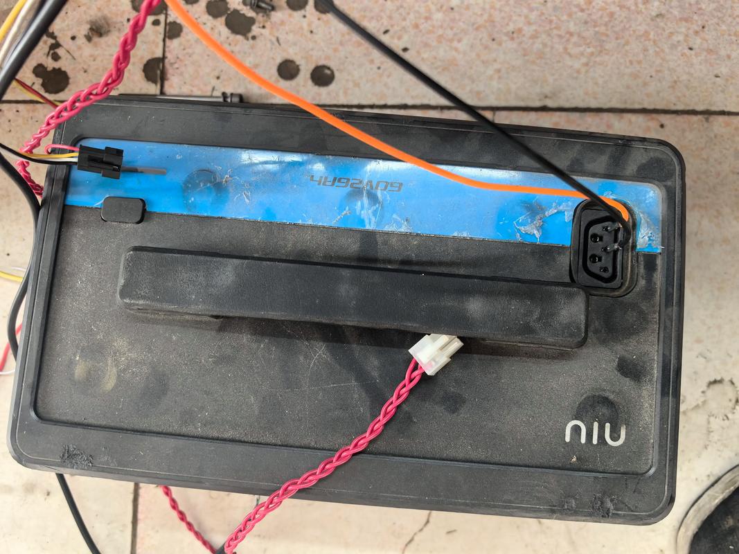 小牛电动车电池／小牛电动车电池断开怎么办