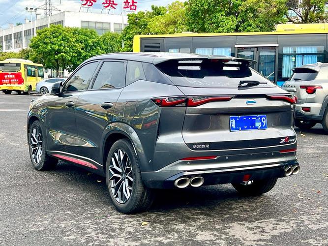 长安欧尚z6参数,欧尚z6图片