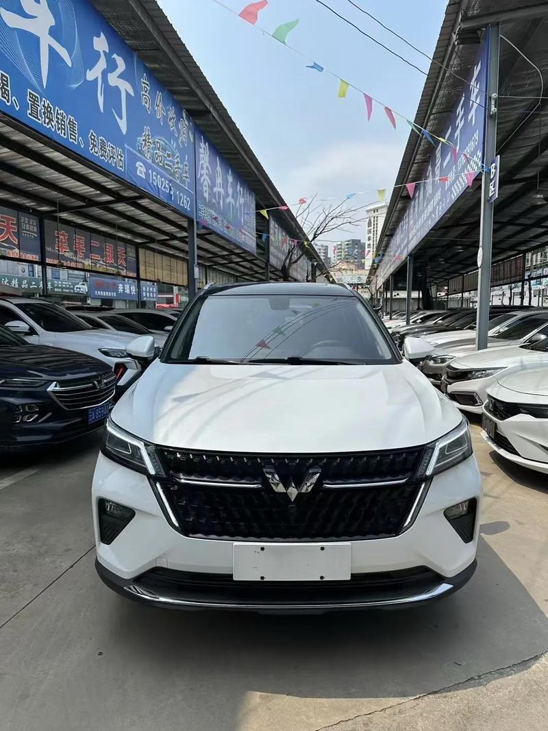 五菱星辰自动挡落地价,五菱星辰15t自动挡