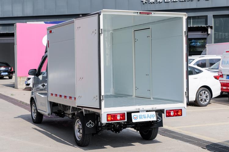 【长安星卡单排箱货,长安星卡单排货箱尺寸】